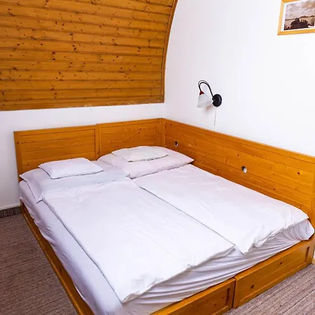 Gesztenye Nyaralopark 3* バラトンウドヴァリ