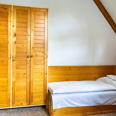 Gesztenye Nyaralopark Hotel apartamentowy Balatonudvari