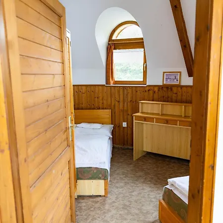 Gesztenye Nyaralópark 3* Balatonudvari