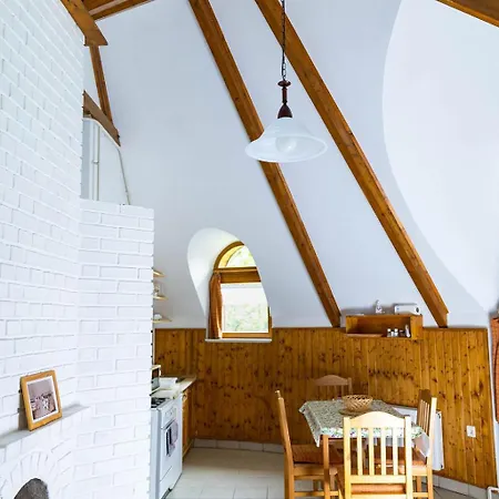 Gesztenye Nyaralopark アパートホテル バラトンウドヴァリ