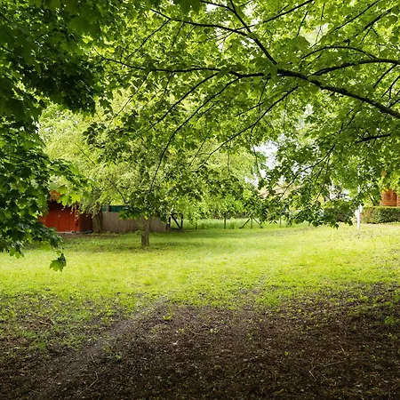 Gesztenye Nyaralópark 3* Balatonudvari