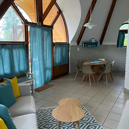 Gesztenye Nyaralopark Aparthotel Balatonudvari